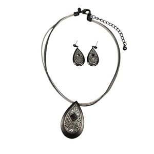 Chico's Silver Tone Marcasite Necklace Earrings Matching Set Adjustable Teardrop